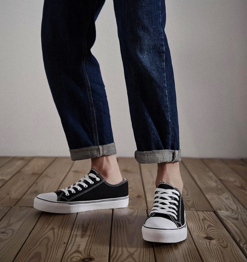 zapatillas lona tela canvas con jeans para hombre