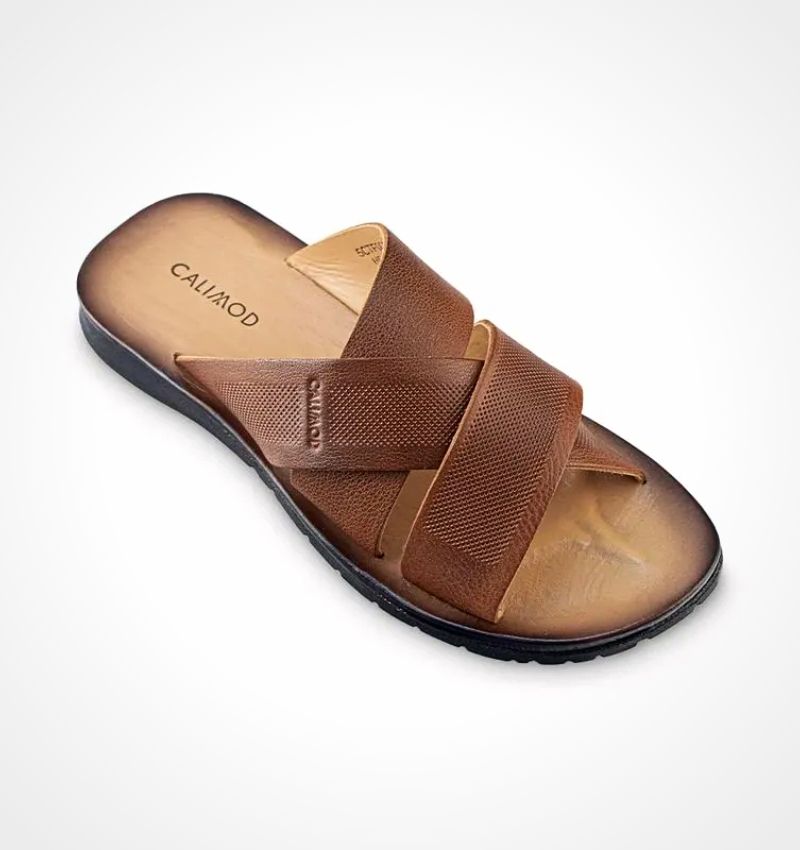 Sandalias de cuero suave con tiras cruzadas